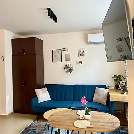 Panorama Home2host شقة *